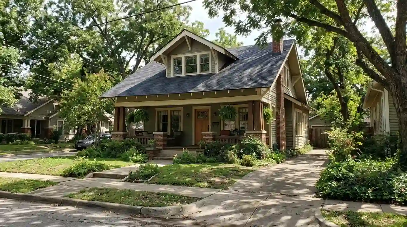 Craftsman bungalow in Oak Cliff